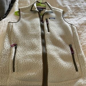 Patagonia vest size large good condition